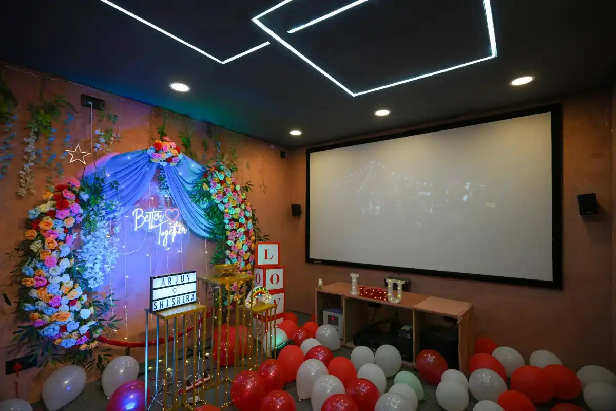 Luxury Theater Decoration